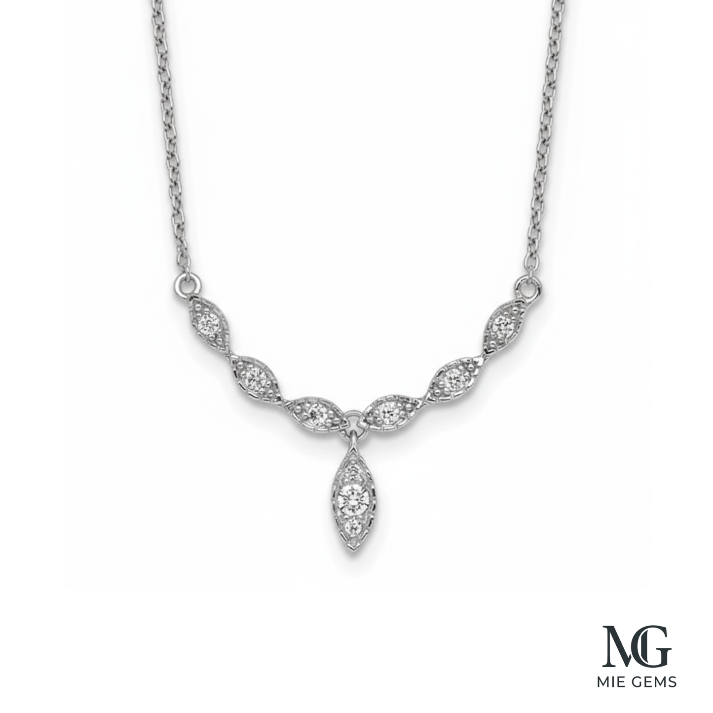 Lumière Diamond Collier