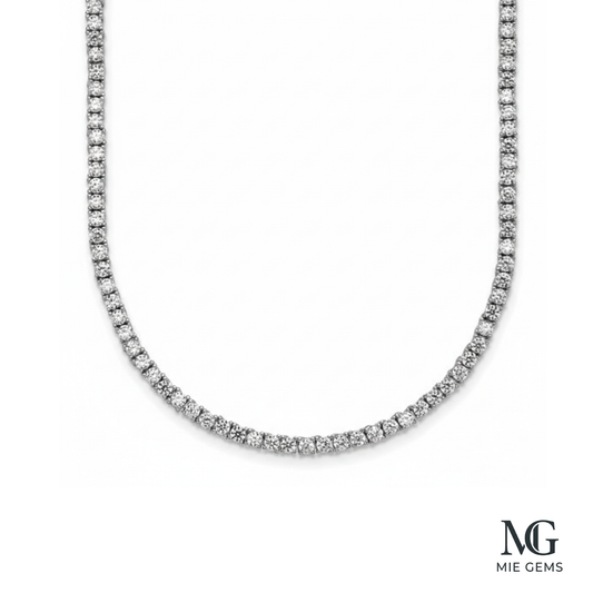 Lumière Diamond Necklace