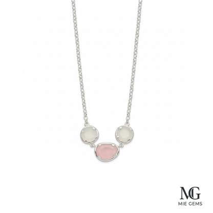 Rose Éclat Necklace