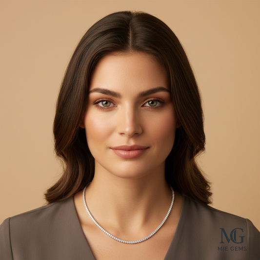 Lumière Diamond Necklace