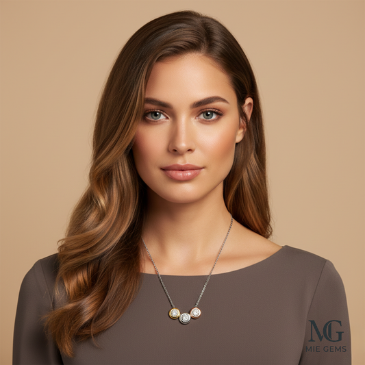 Trilogie d'Éclat Necklace