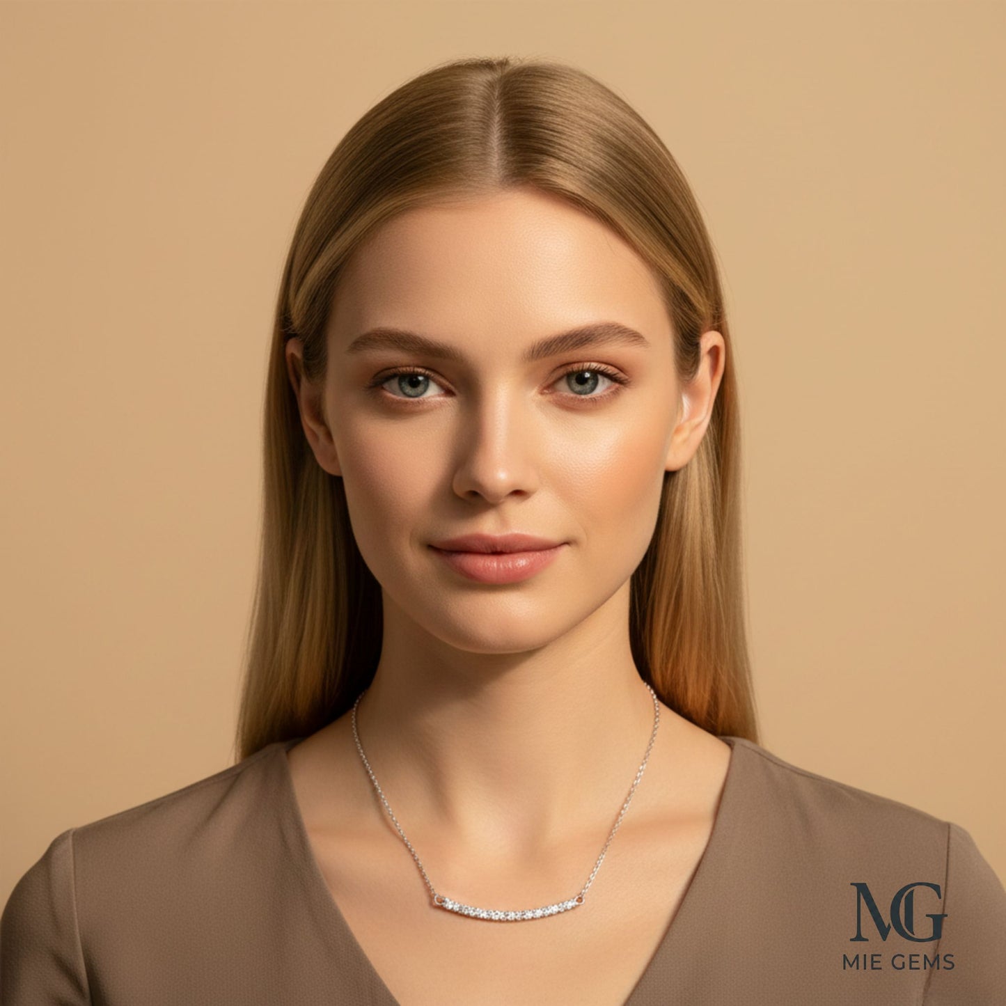 Éclat Silver Bar Necklace