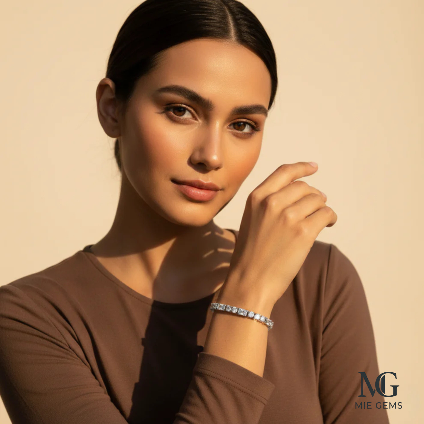 The Eclat Alterné Tennis Bracelet